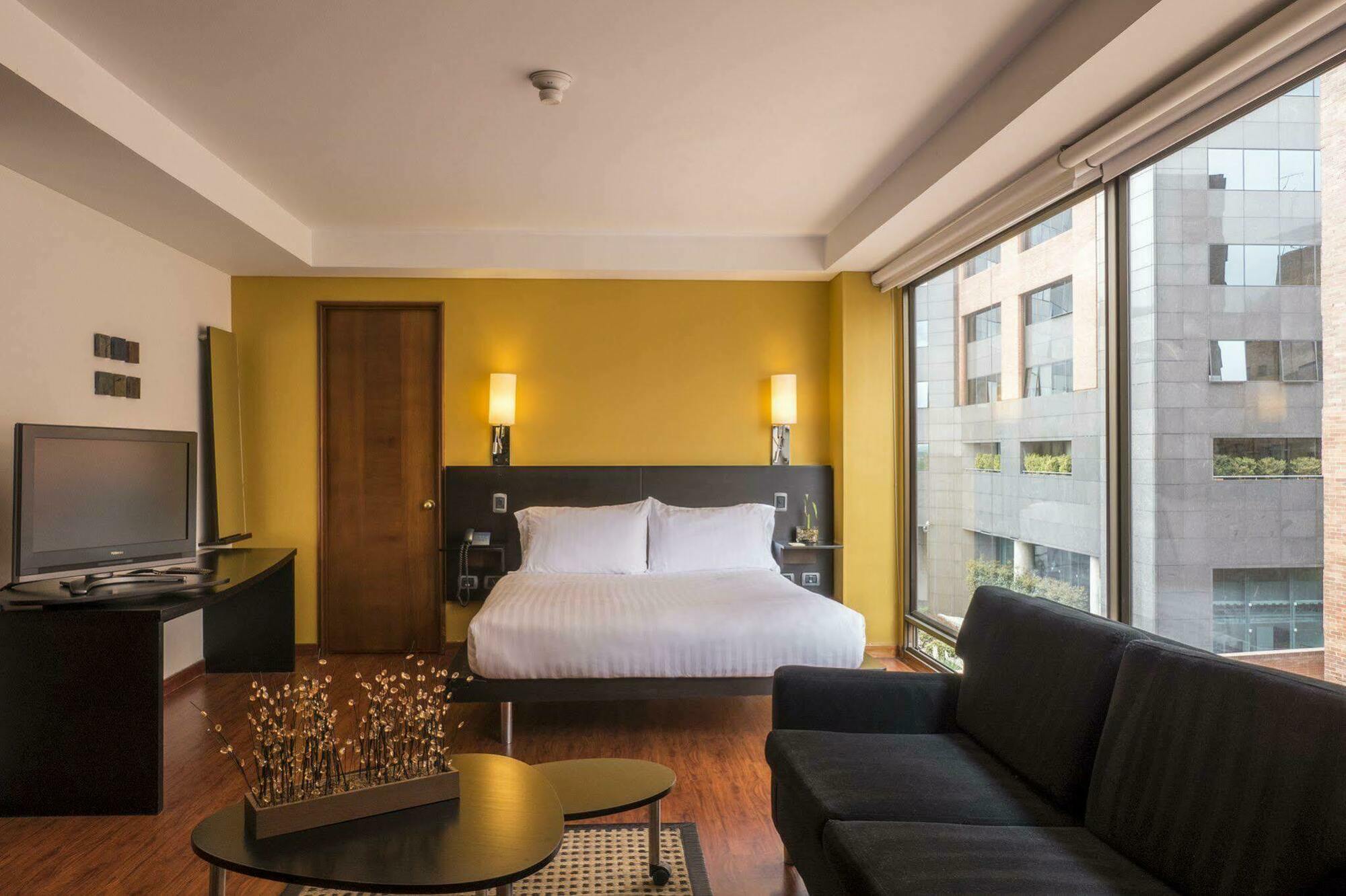 Hotel Lugano Suites Богота Екстер'єр фото